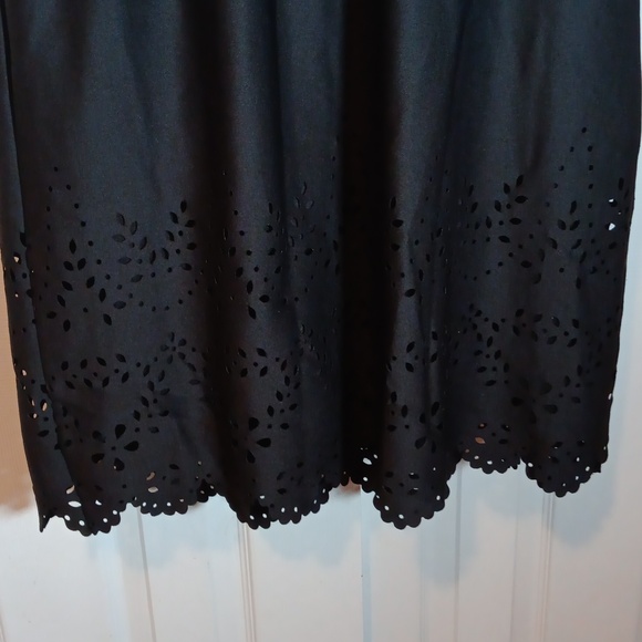 NWOT Motherhood Maternity Black Cap Sleeve Dress with Cutout Detail - L - Picture 5 of 5